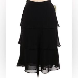 *Brand New* Skirt (Size Small)